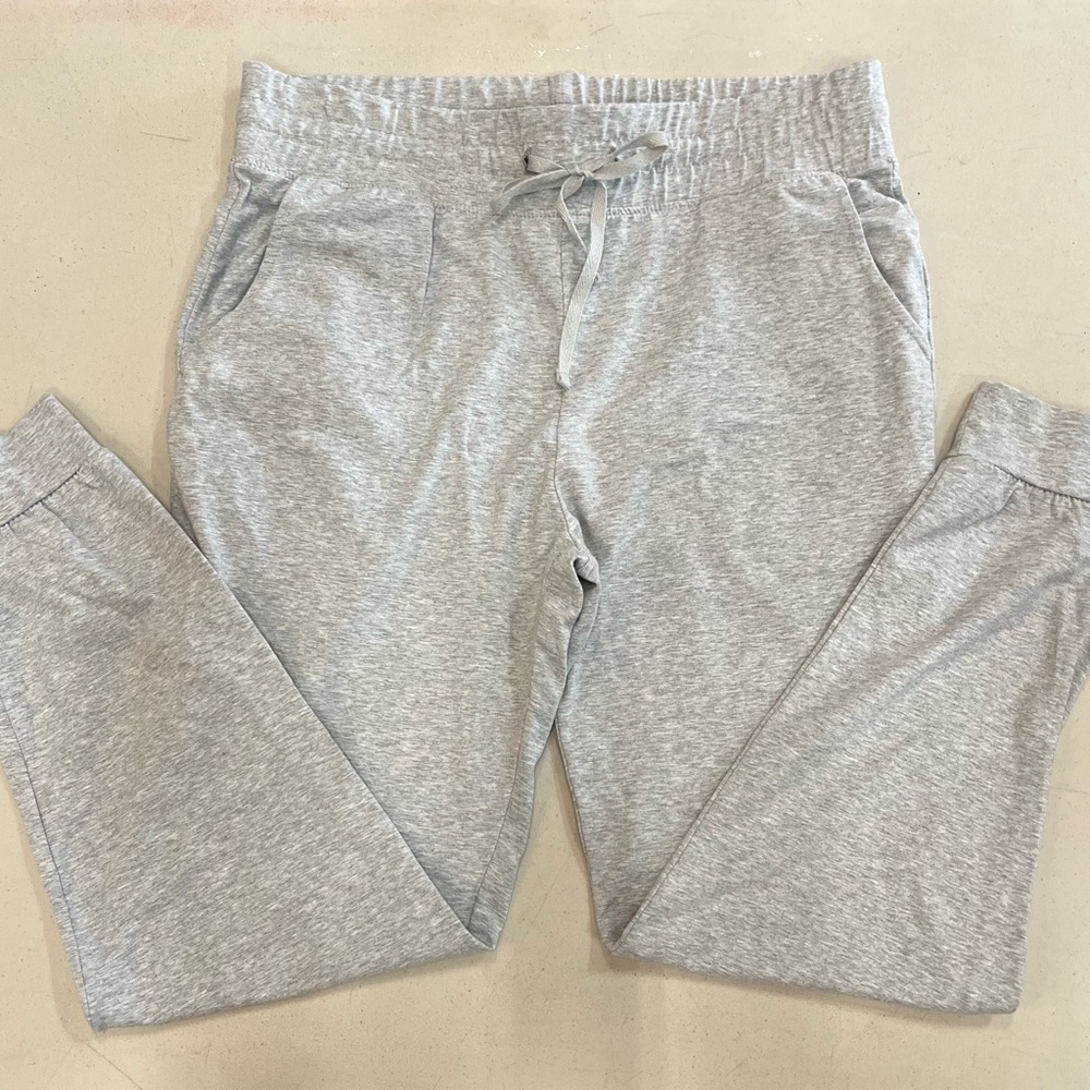 Women’s Grey Jogger Pants
